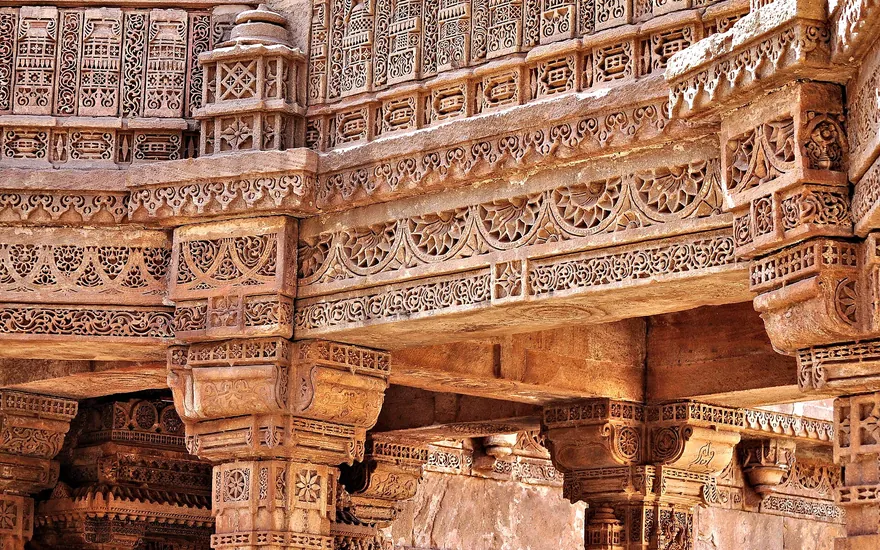 Adalaj Vav 02