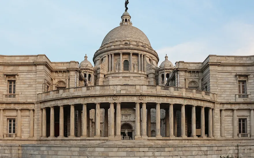 Victoria Memorial, Kolkata - West facade 01