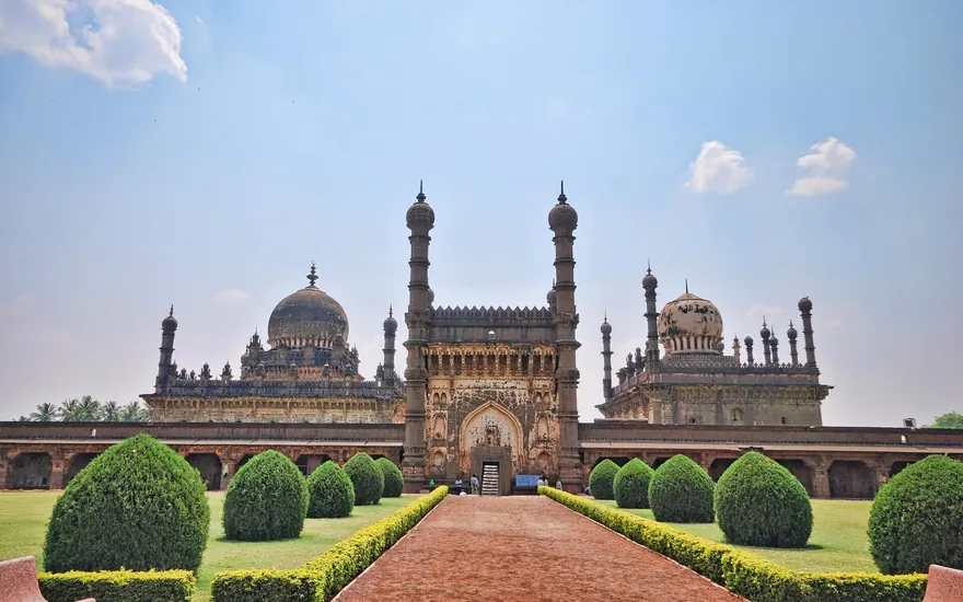 Ibrahim Rauza, Bijapur, Karnataka